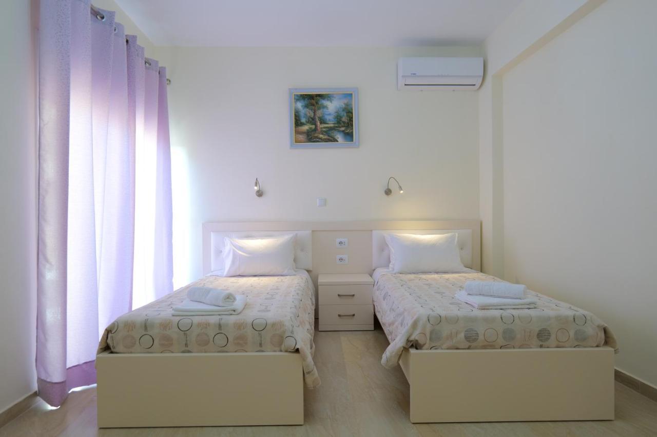 Sunny Holiday Sarande Exterior photo