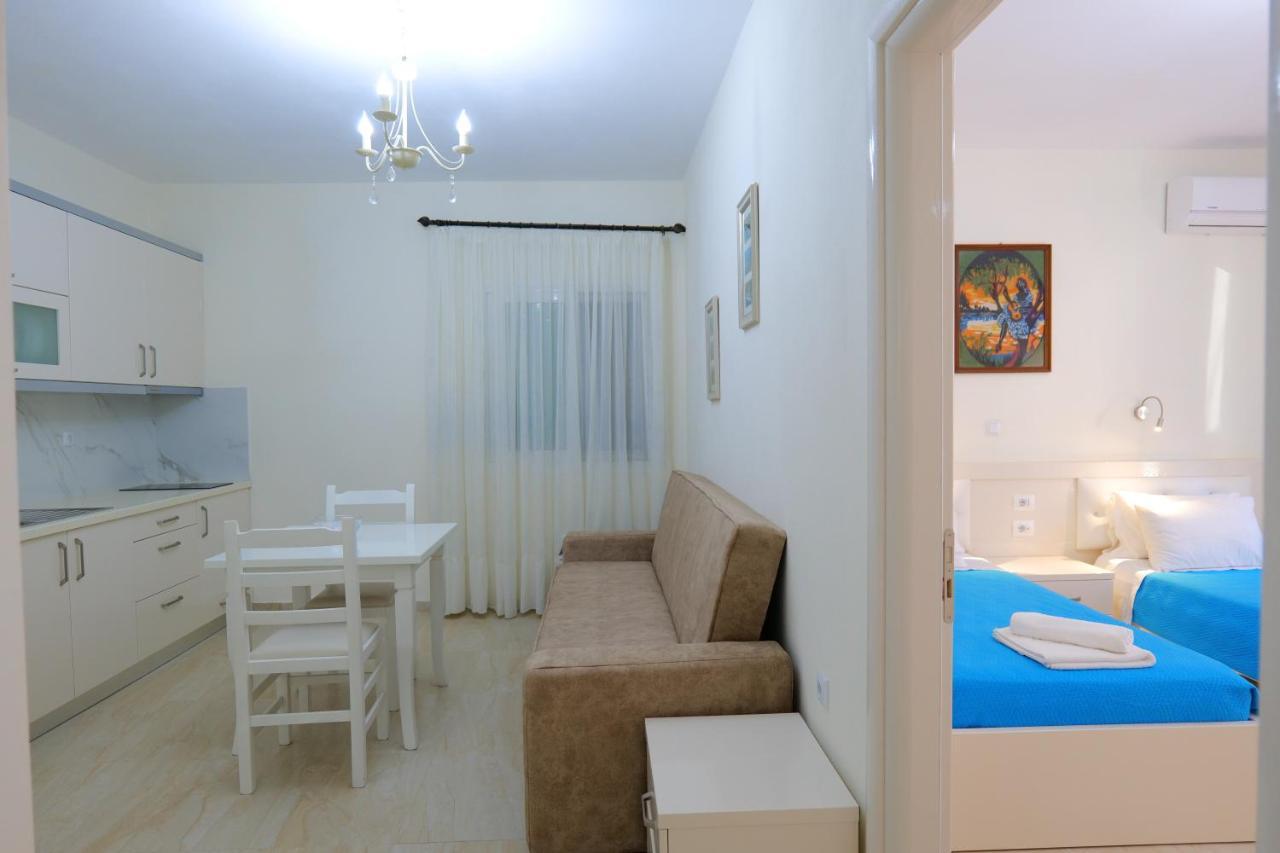 Sunny Holiday Sarande Exterior photo
