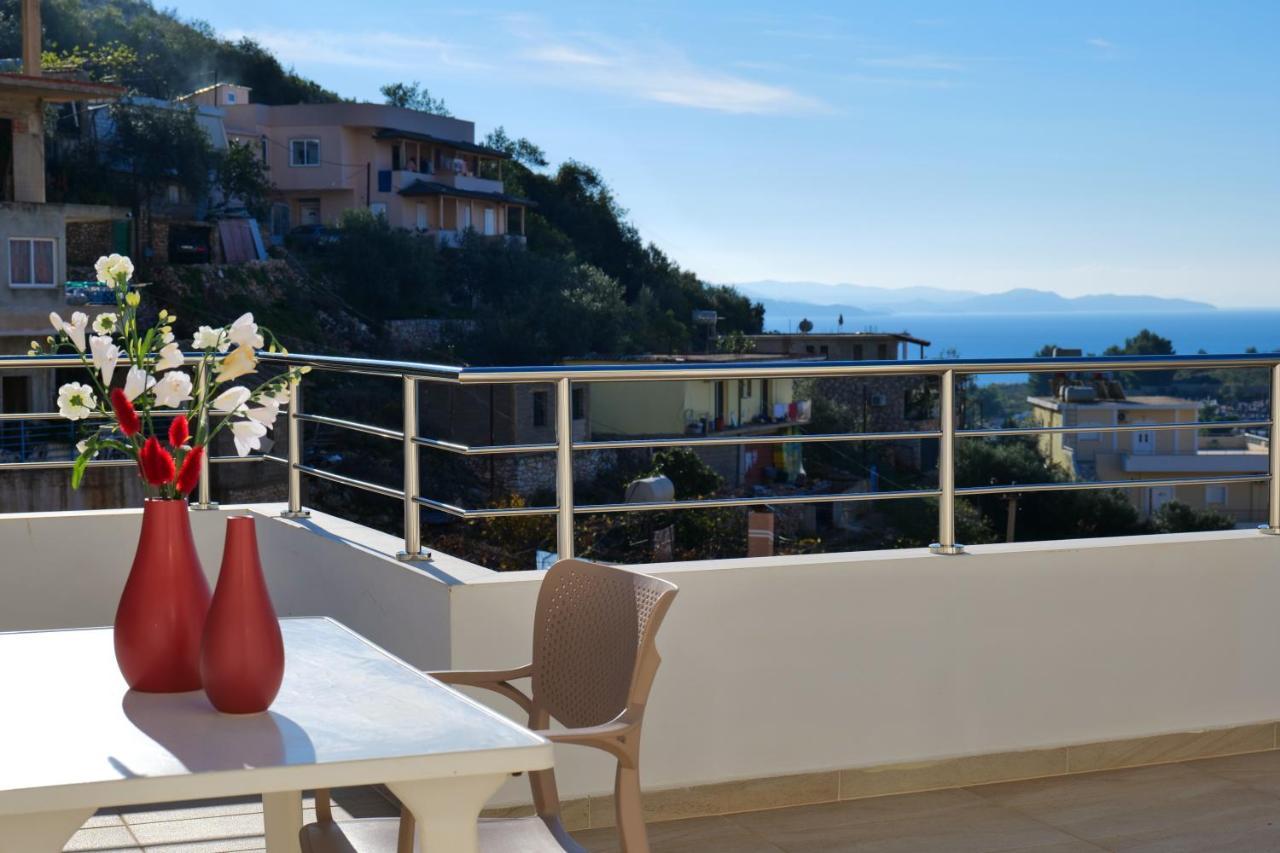 Sunny Holiday Sarande Exterior photo