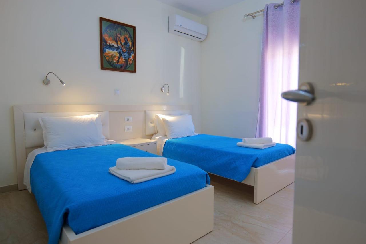 Sunny Holiday Sarande Exterior photo