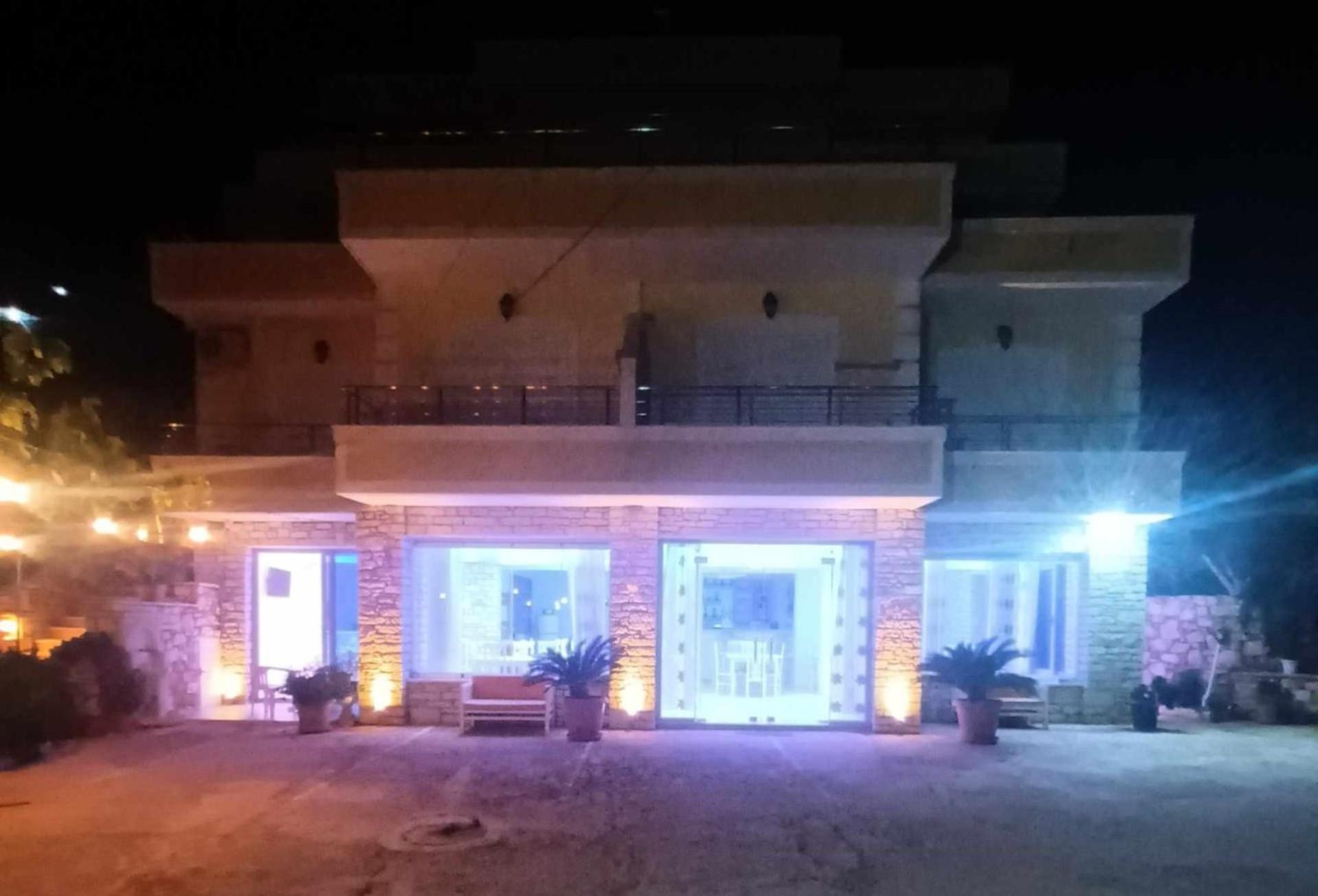 Sunny Holiday Sarande Exterior photo